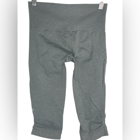 lululemon athletica Gray Cropped Pants - Picture 2 of 8